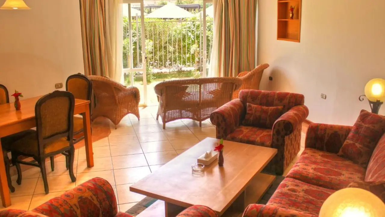 الفندق كيفي بالميرا بيتش - العين السخنة